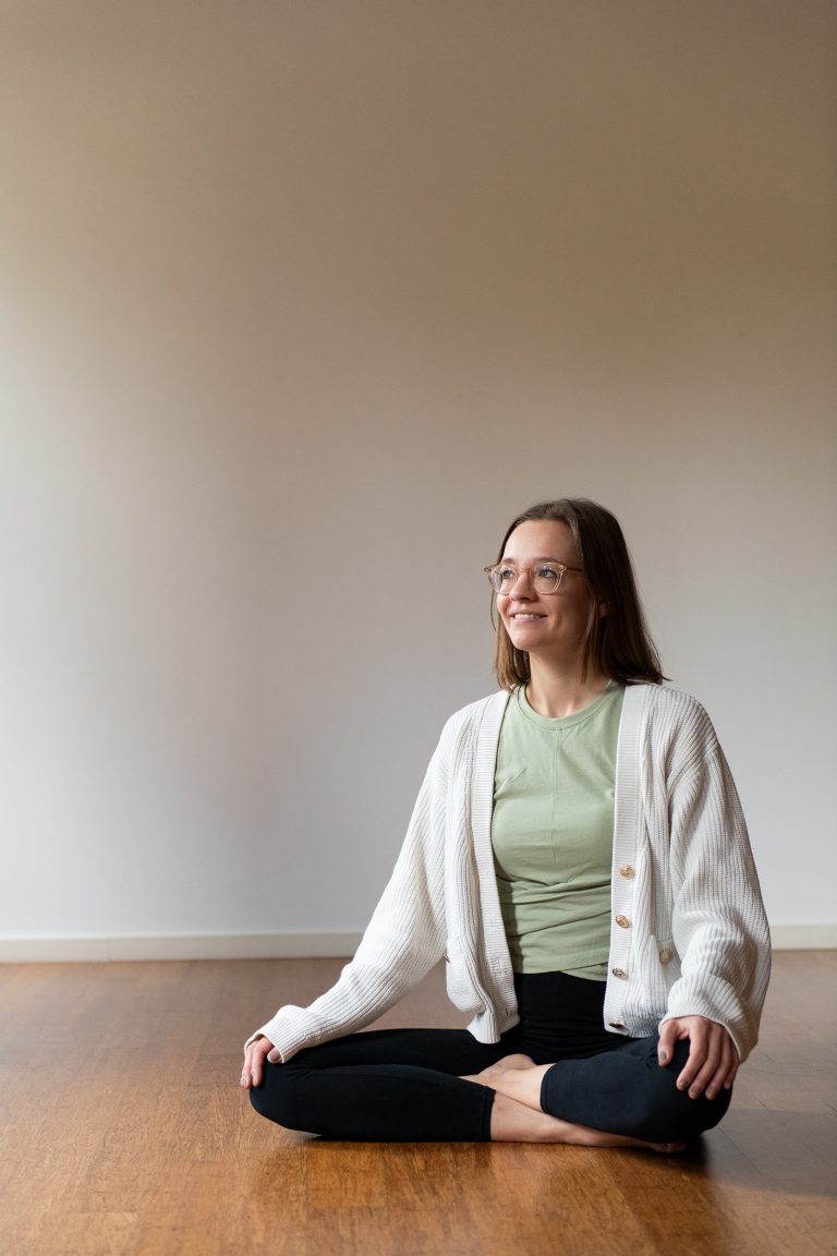 Sabrina Öttl Yoga in München yogaherz Yogastudio